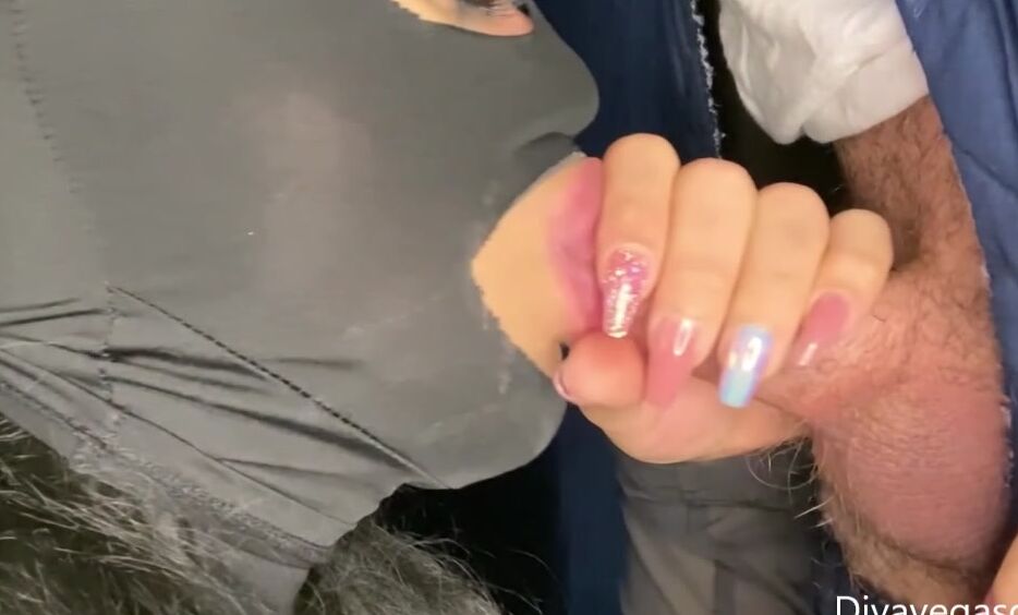 Divavegasgh Feebie Suck Session