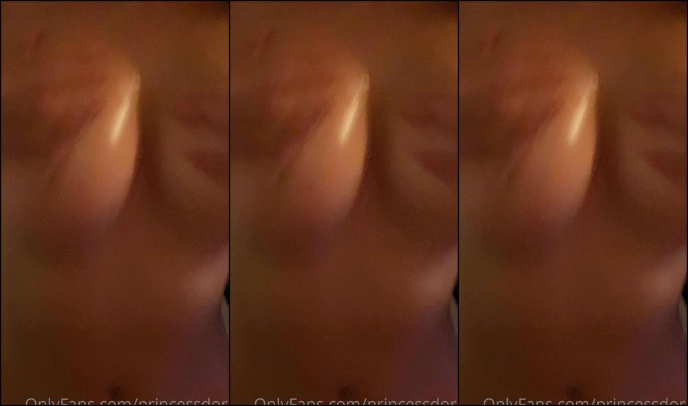 Princessdoris 838013986 09 27 2020 Aceite En Mis Tetas Imagina Que Te Doy Rusa Aqui