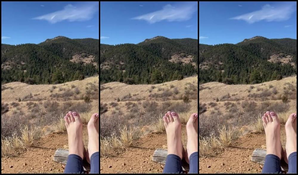 Goddess Mads Nicknamed Mad4Soles Onlyfans Enjoy My Feet Enjoy The View You Work So I Get To Do This