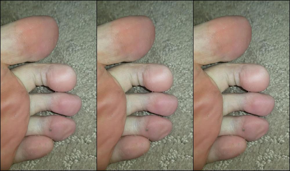 Jadezfeetplus 2215365207 09 08 2021 Taking Off My Sweaty High Heels Get Close Amp See If You Can Catch A Whiff