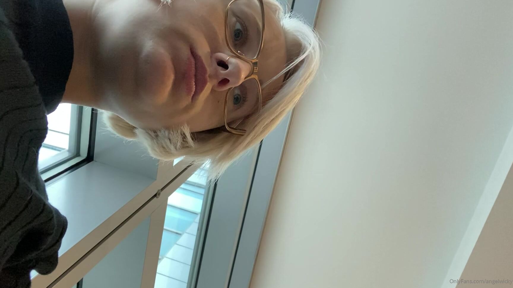 Angelwicky I Love When People Play Piano On Airport Miluju Kdy Lidi Hrajou Na Leti Ti N