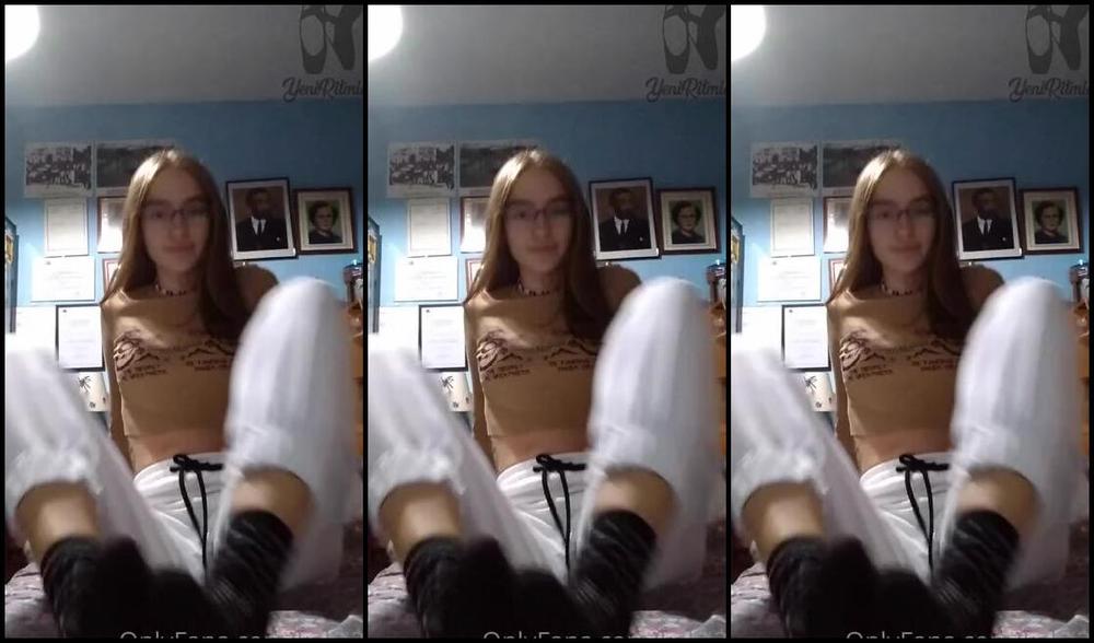 Kaliqueen Nicknamed Kaliii26 10 09 2021 Onlyfans Video Foooooooooooooooooooootjob Goodjob