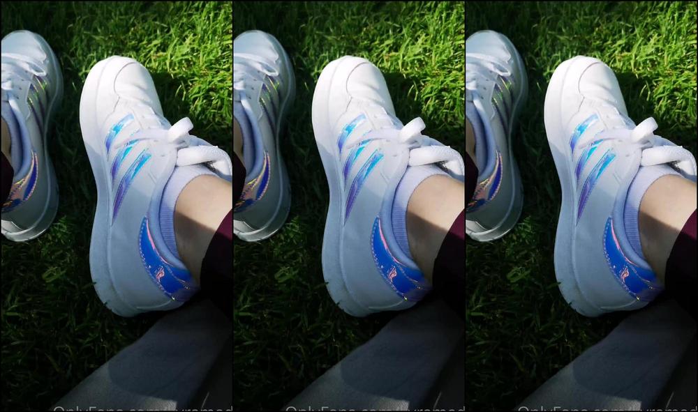 Kyramadu 2470061366 05 28 2022 Wie Gerne H Ttest Du Daneben Gesessen Mich Beobachtet Und Dir Gew Nscht Dich Vor Mir Ins Gras