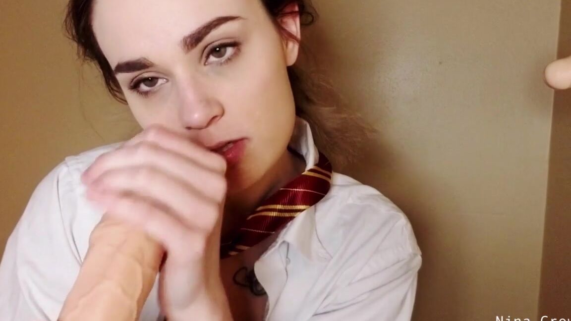 Nina Crowne - Hermione Gets Used ManyVids