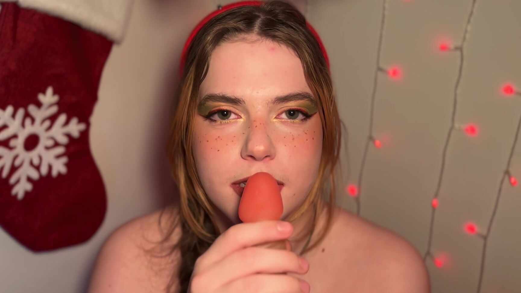 "LongHairLuna" british, christmas, mommy roleplay, solo female, spanking elf s tease for mrs claus Manyvids