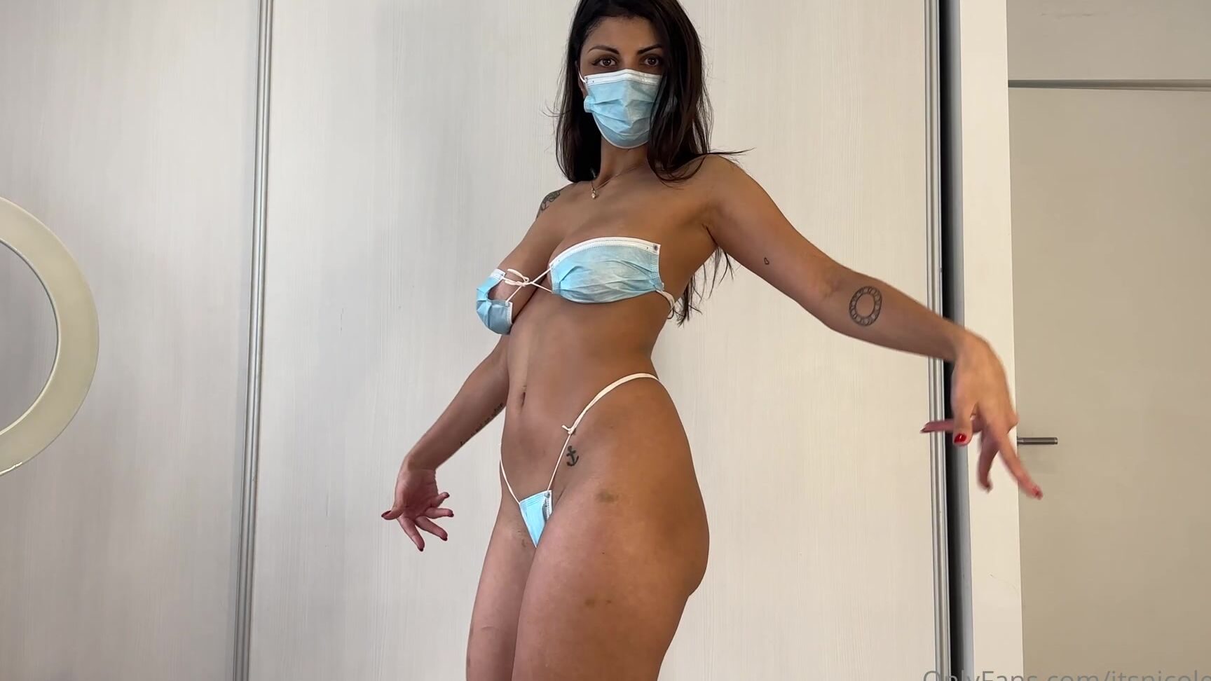Itsnicolebelle Mask Down Ass Up K