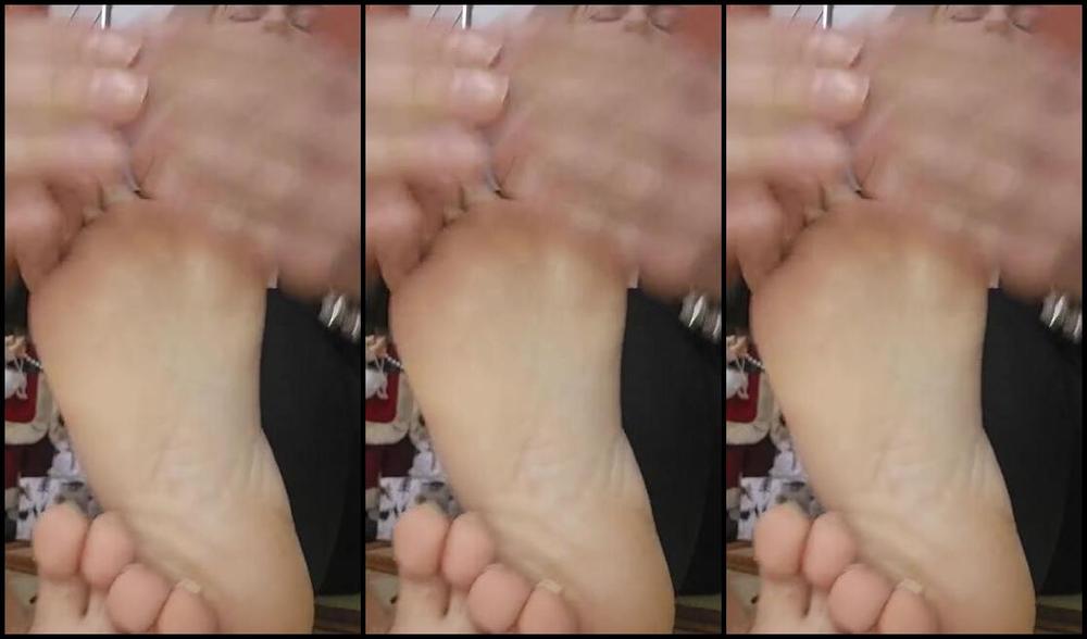 A Alexa Nicknamed Alexa A Alexa Onlyfans Oily