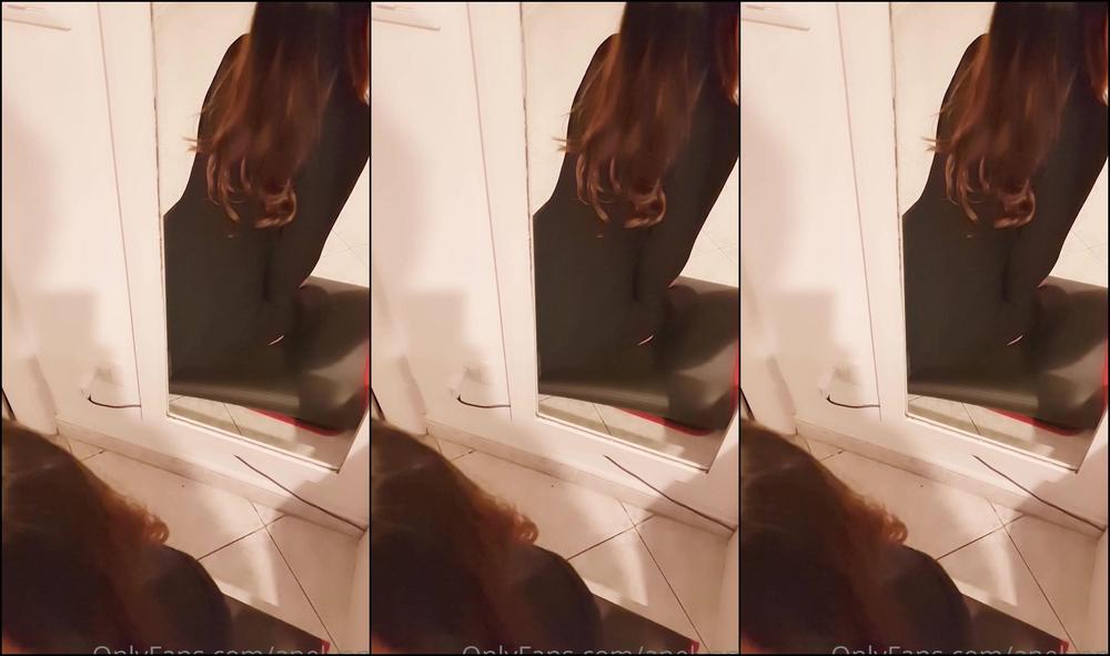 Anelyone Faccio Sborrare Questo Cornuto Mentre Gli Racconto Quanto Sono Stata Troia Con Lui