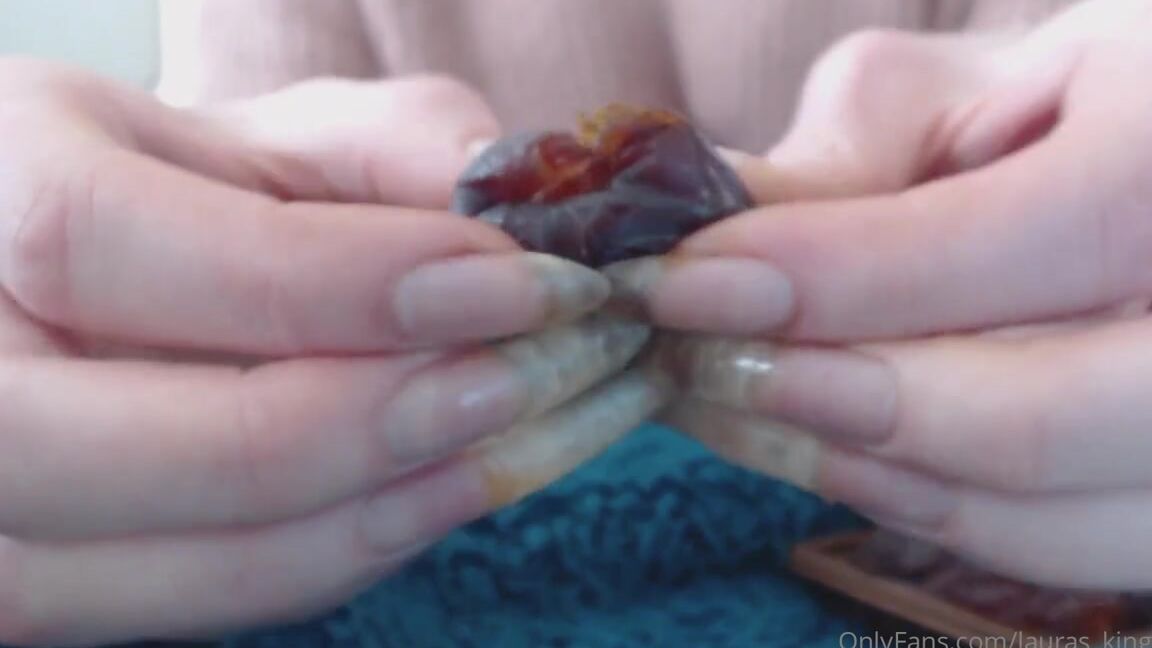 Lalalaura Nicknamed Lauras Kingdom 07 18 2024 Onlyfans Video Crystal Claws Dates Claw