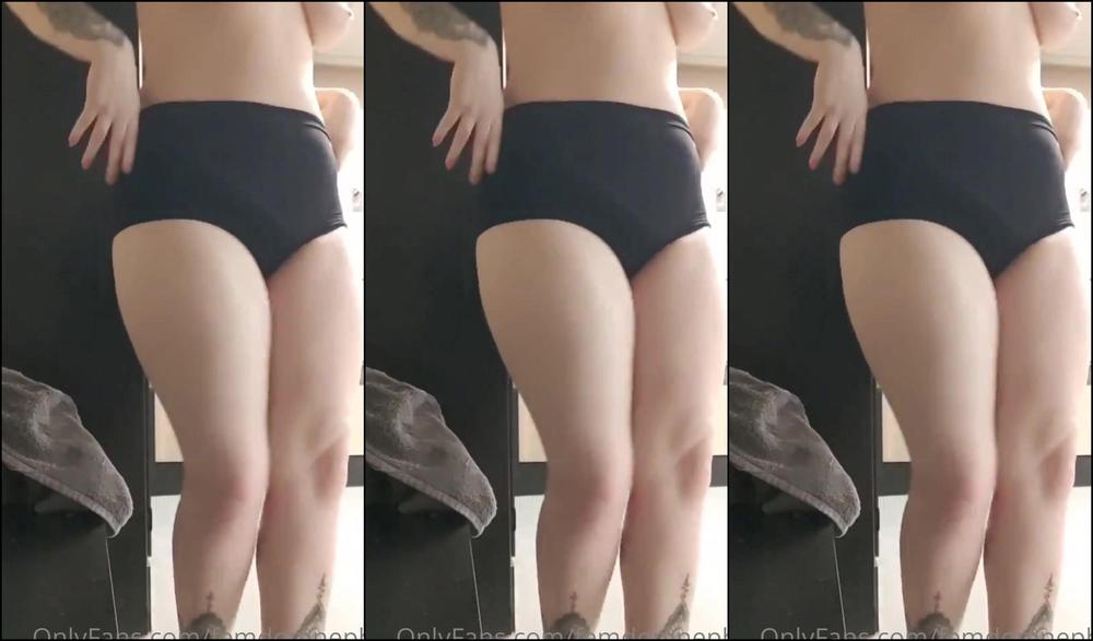 Femdomnephi 2374585186 02 25 2022 I See You Spying On Me So I Tease You Whilst Drying Off With My Towel