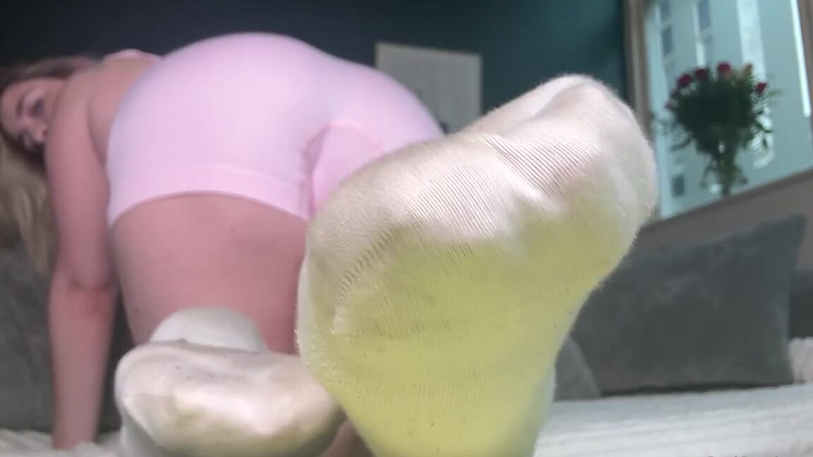 God Scarlette Nicknamed Godscarlette Findom 09 13 2024 Onlyfans Video Out Tonight At 9Pm Bst