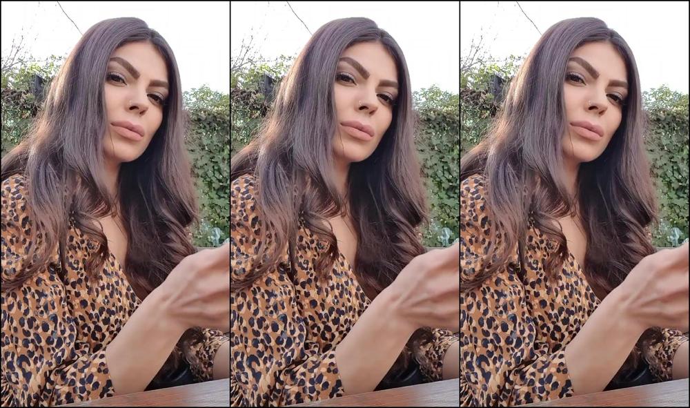 Goddess Domdeluxury Bratty