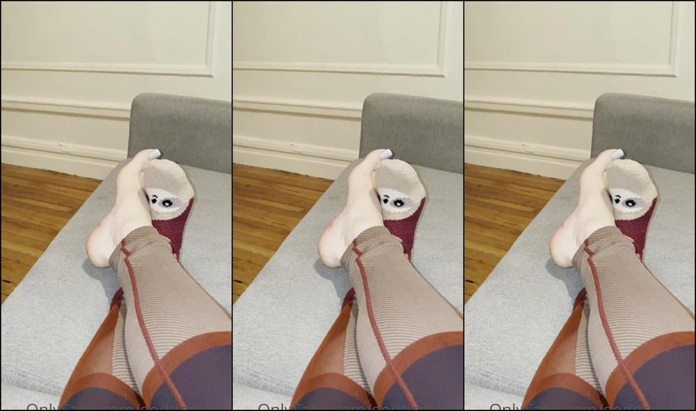 Goddessfendi 2001835978 01 05 2021 Hi Guysssss Drop A Tip If You Love My New Pedi My Salon Is Expensive So