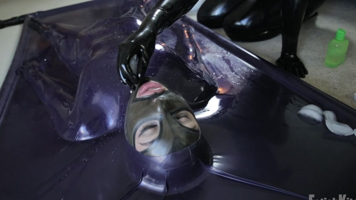 Fetish, Latex, Rubber Miss Kitsch, Nenetl Avril - Introducing Nenetl Avril Part 1 fetishkitsch.com