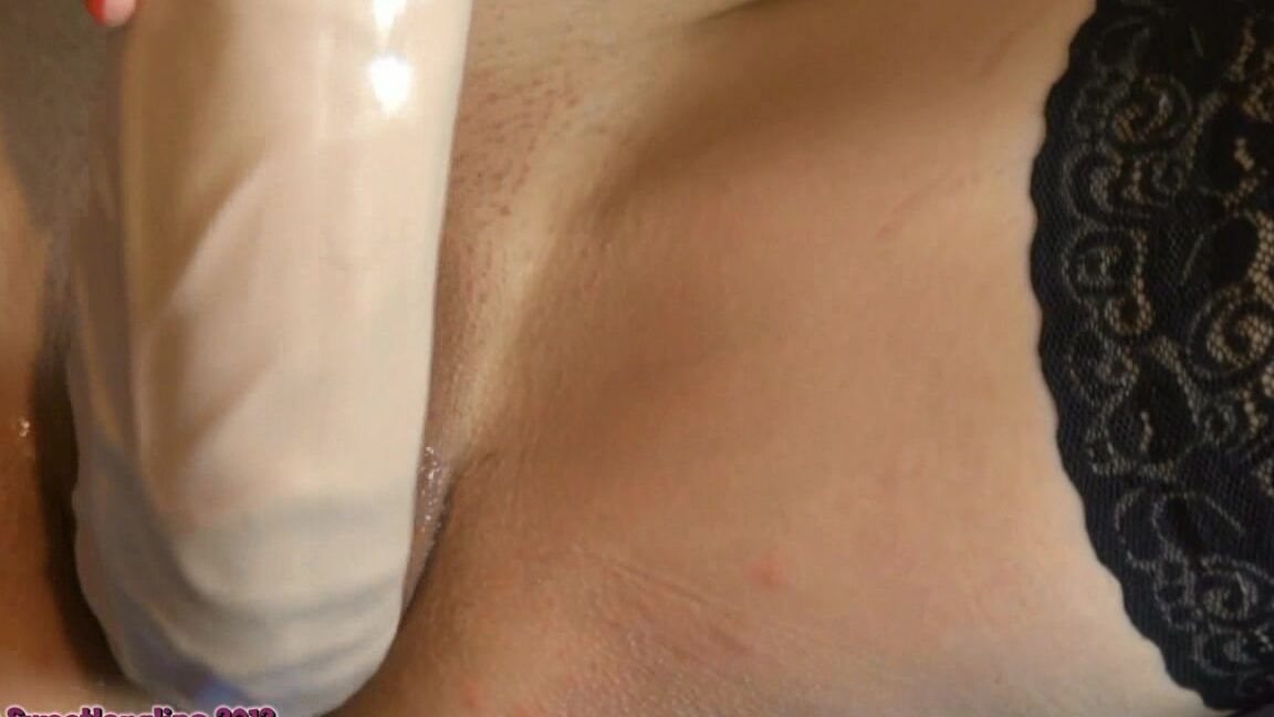 German, Dildo Fucking, Huge Dildo, Close-Ups, Labia sweetlonglips this is otto ManyVids