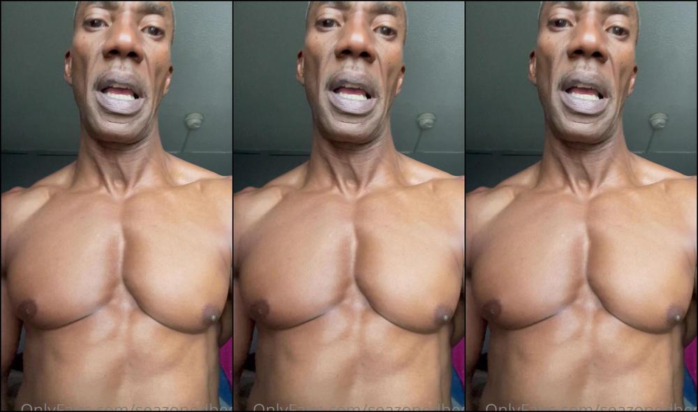 Seazonedbeef 2615572432 09 25 2022 Something For My Muscle Worshippers