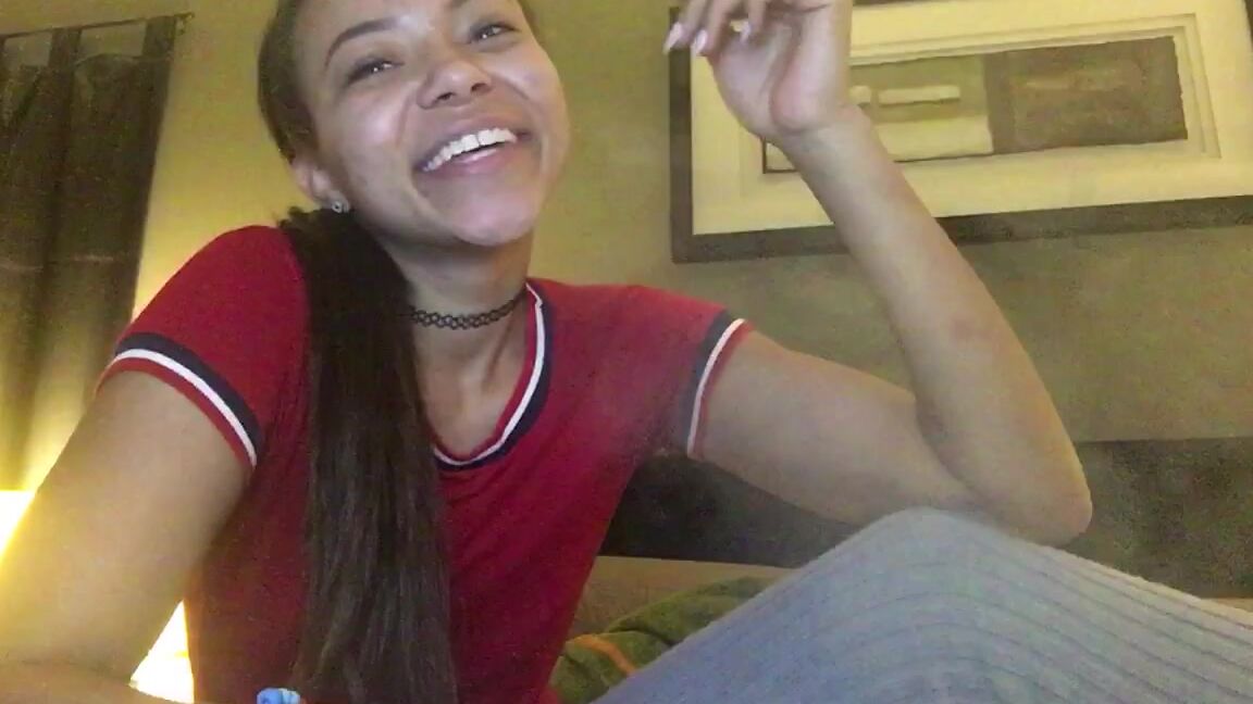 Adrianamayaxxx Smoking Tease