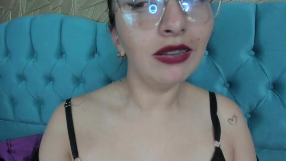 "Coconutsex" dildosucking, drool, roughsex, sloppy, swallowingdrooling mouthwatering dildo delight Manyvids