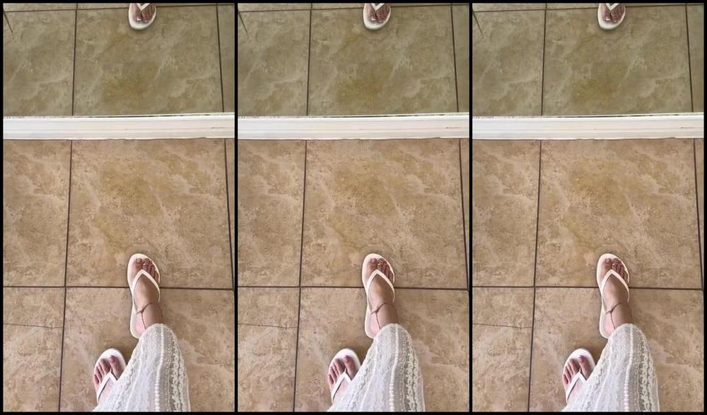 Nicholeivory Onlyfans Walk With