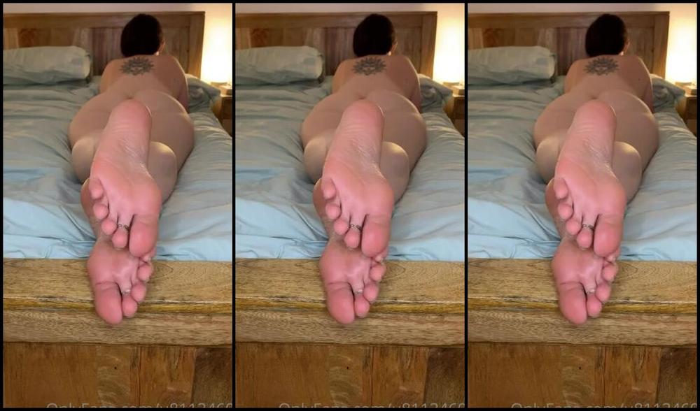 Mimisfeet1 Aka U81134601 Onlyfans Feeding Time For My Hungry Cum Catchers