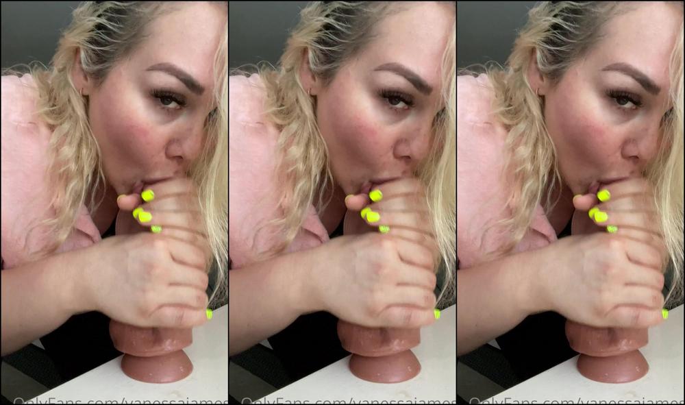 Vanessajames Happy Wednesday My Men Who Wants Me To Suck Their Cocks Like This