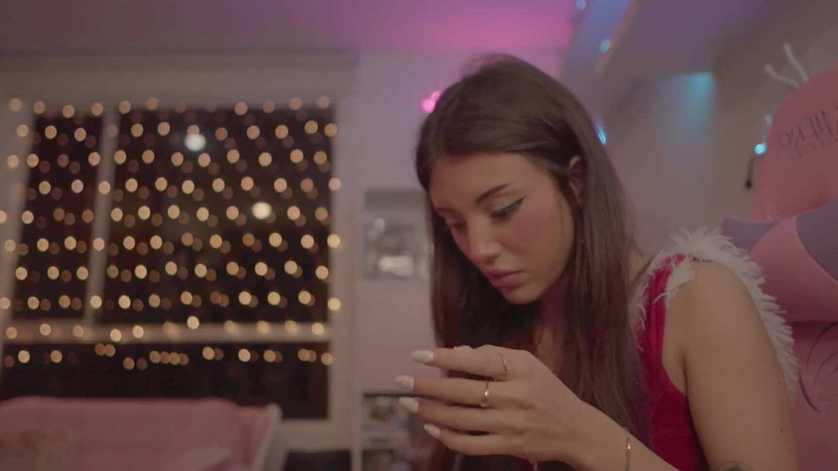 angela5 2023-12-30 03-41 CHATURBATE