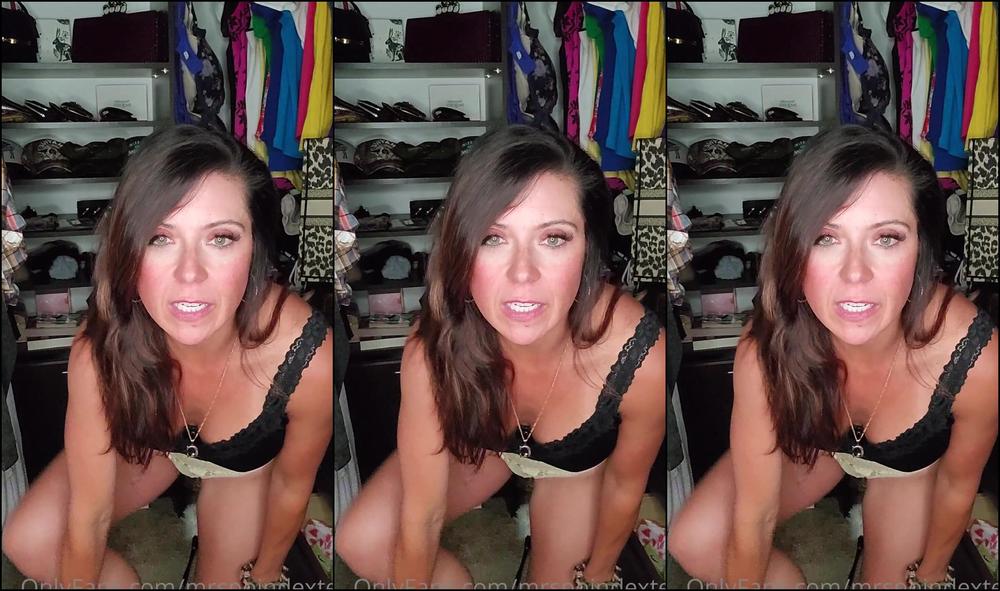 Mrspoindexter My Quiet Friday Night We Can Spend It Together Do You Like My Little Chatty Videos I Wa