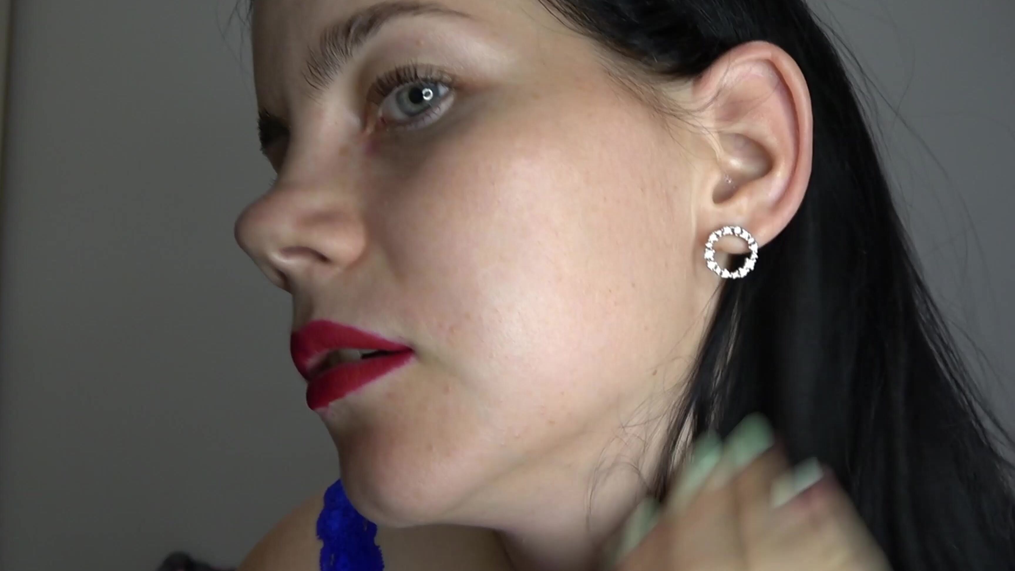 Close-Ups, Face Fetish, Femdom, Giantess, Vore very-slow-and-sensual-giantess-anna ManyVids