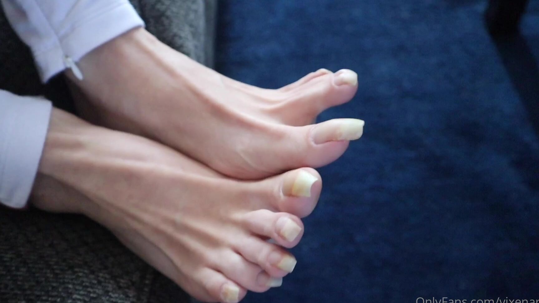 Vixenarches Video Of Me Trimming My Toenails After Months Of Growth Recorded On September Th