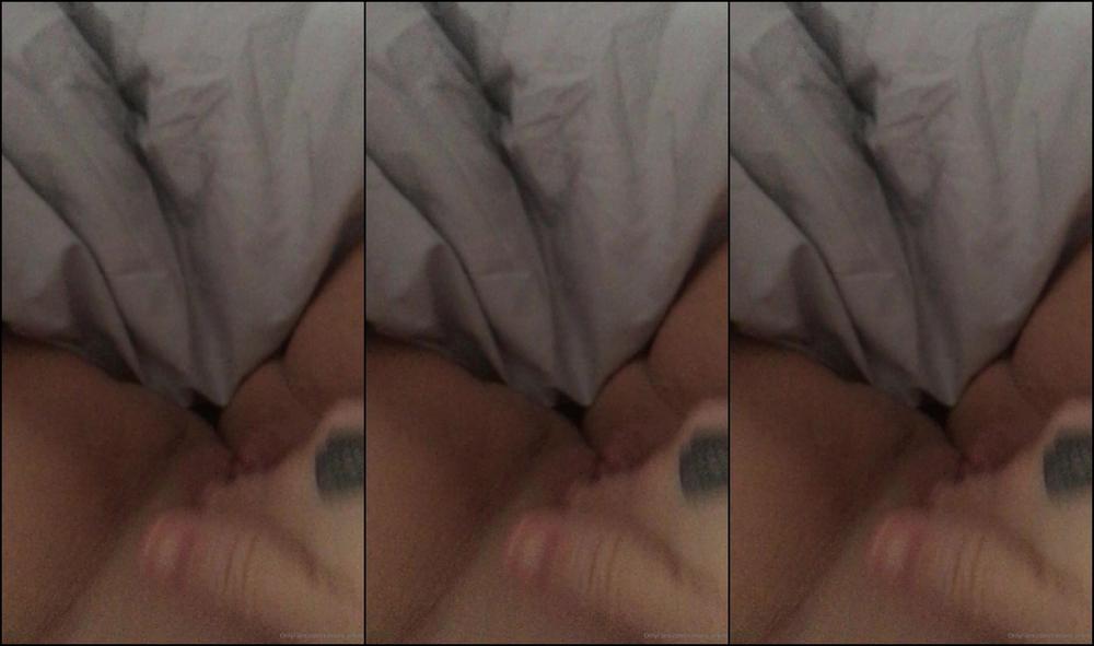 Tamara Inked Woke Up And Rubbed My Pussy This Morning