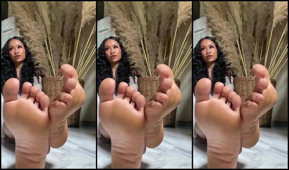 Goddessnutty2 Onlyfans I Know U Sleeping Now But When U Wake Up In The Morning Come Here And Worship My Feet