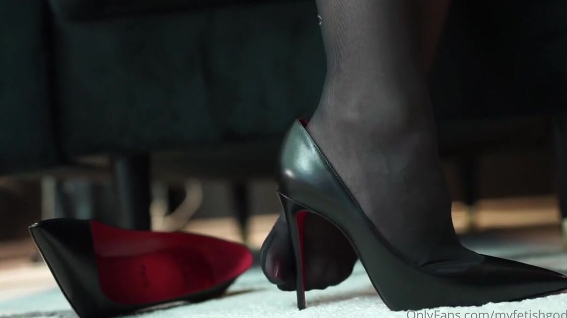 Eve Schwarz Nicknamed Eveschwarz Onlyfans Lets Make Monday The Start Of Something Wonderful Confessions As Dark As I Am I Will