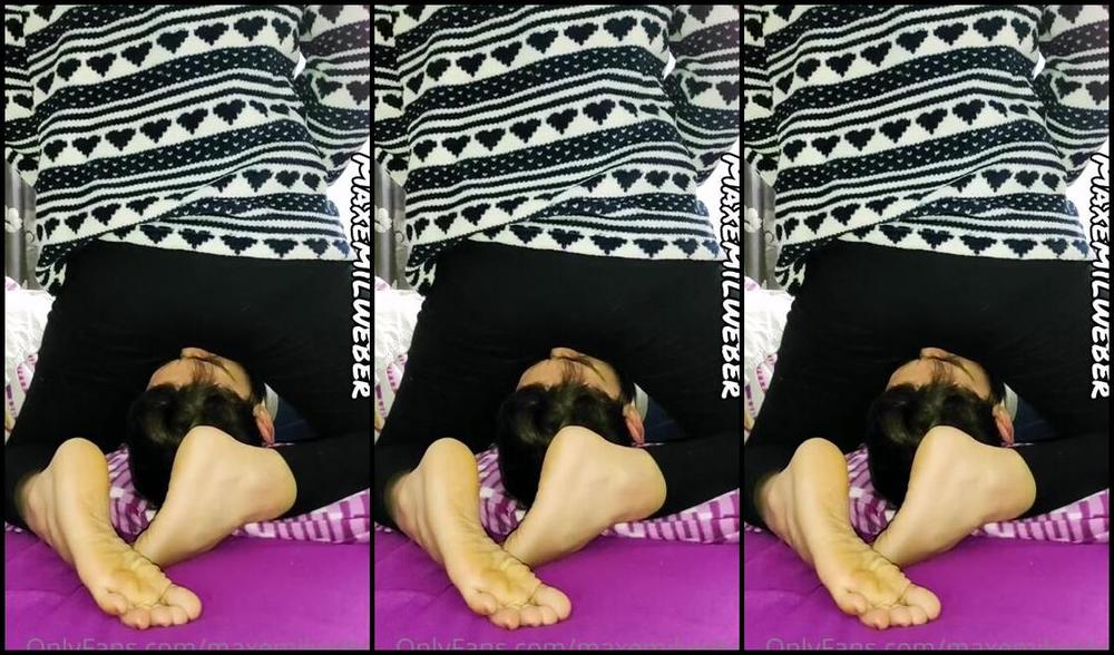 Emily Maxemilweber Nicknamed Maxemilweber 01 11 2022 Onlyfans Video Its A Great Time For My Gas I Hope You Enjoy The Latest Videos Maybe