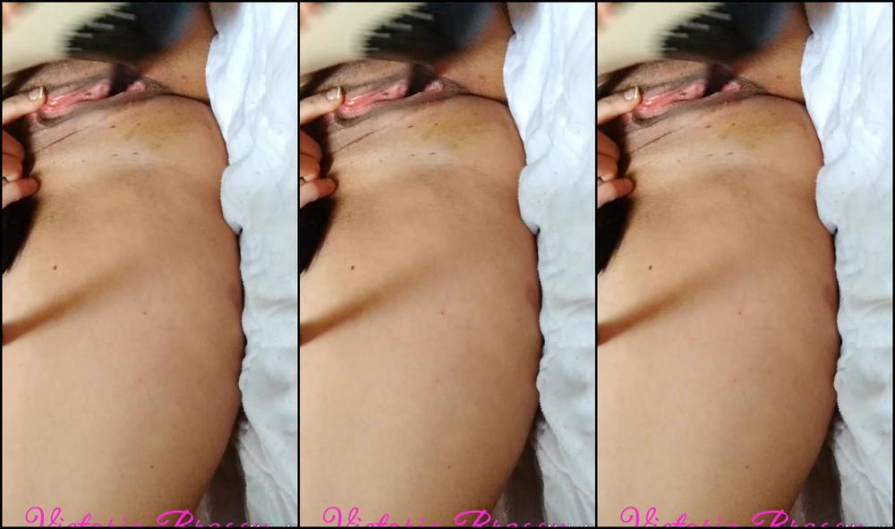 Victoria Brassy High Heel Penetration