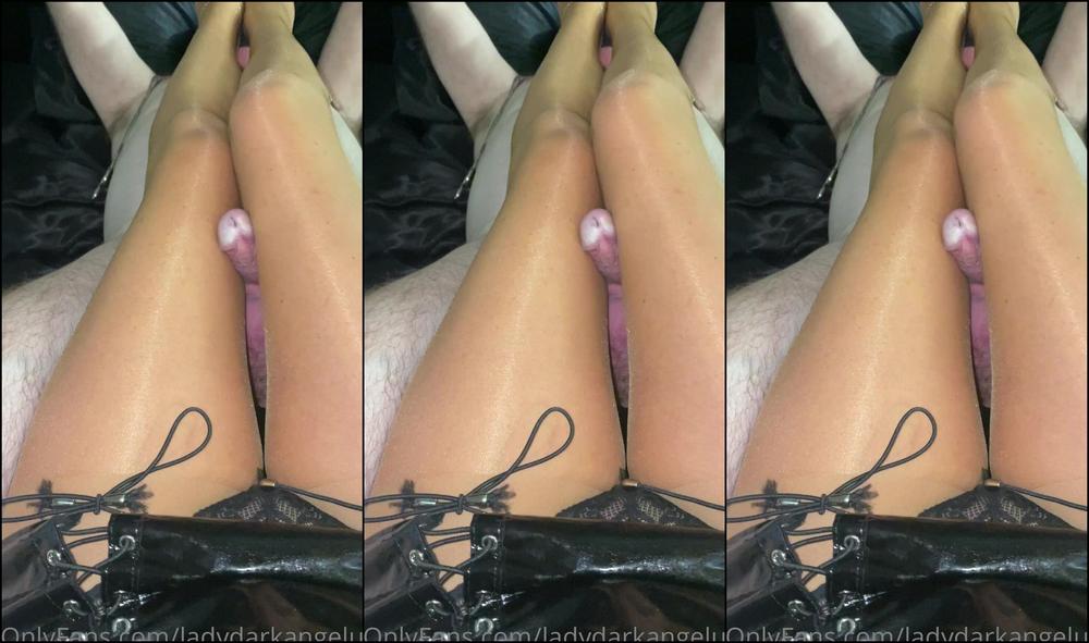 Lady Dark Angel Nylon Teasing Missagold