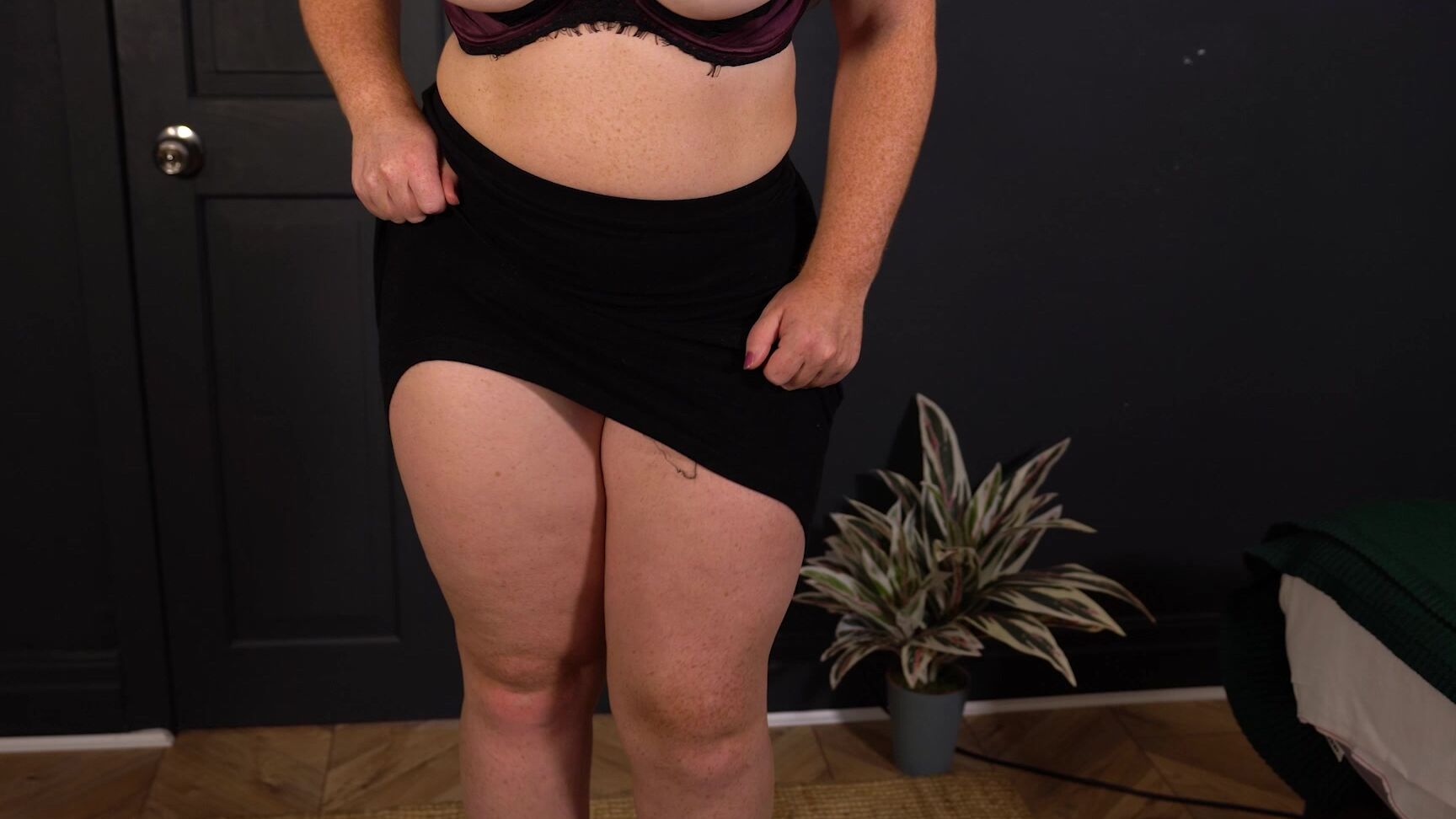 Wankitnow 2022 01 Lizzie Hotel Mischief