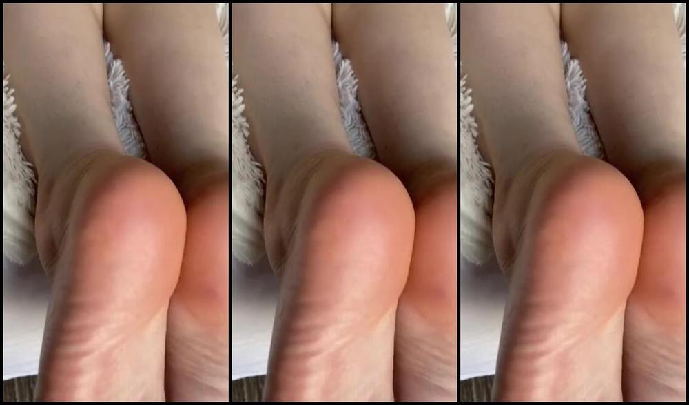 Cassidy Heat Feet Nicknamed Cassidyheatfeet Onlyfans Close Enough To My Soles Ec