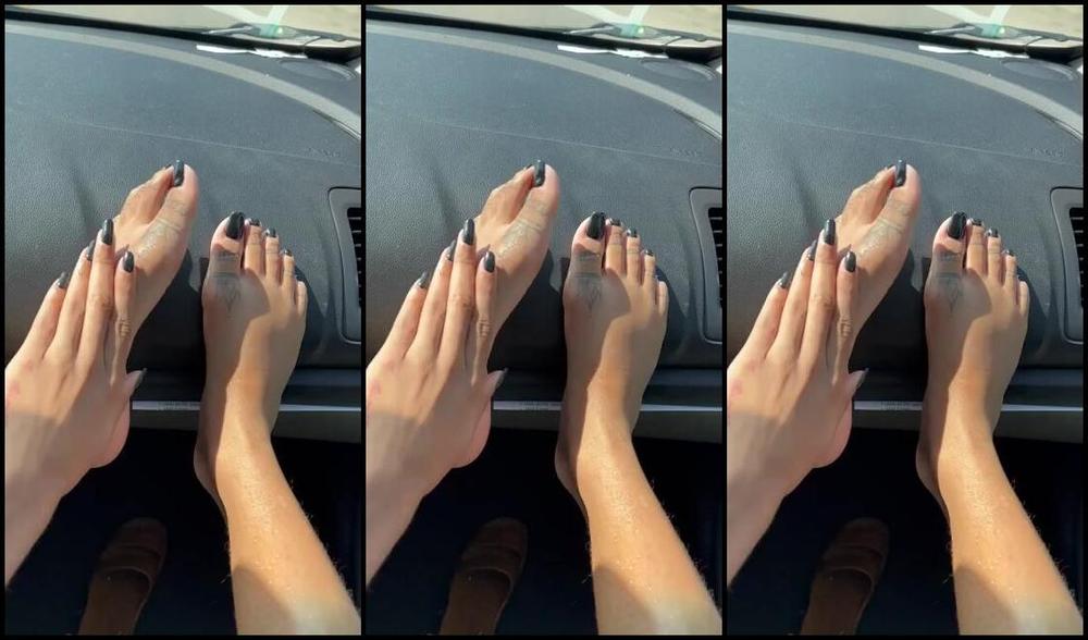 Zafeetllc Onlyfans Daddy Couldn T Resist But To Put Nut All Over These Feet After I Teased Him In The Car 1