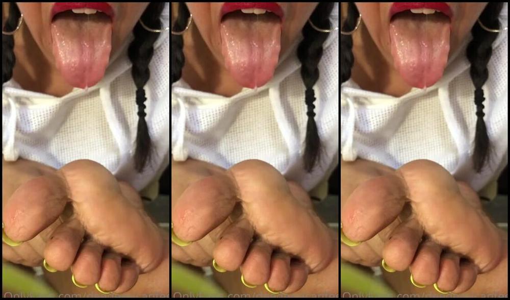 Deedeericanfeet Onlyfans As Requested Tongue Fetish