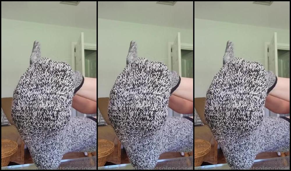 Megan Fletcher Aka Sweetsoleprincess Onlyfans Good Afternoon Babies I Just Woke Up From A Nap And Wanted To Take My Socks