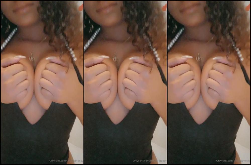 Ladulcethoney 172623711 03 09 2020 You Like It When I Tease You With My Tight Little Body