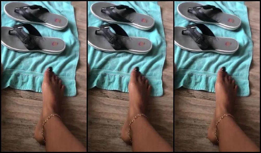 Goddess Dee Aka Welovedee Onlyfans Me Waiting For His Big Load So I Can Walk Around In His Mess All Day He Wanted To Be With