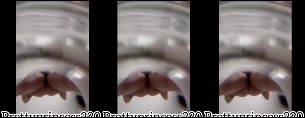 Prettyprincess220 04 01 2024 Onlyfans Video You Are Small Trapped Ally And You Wait For My Farts Hi