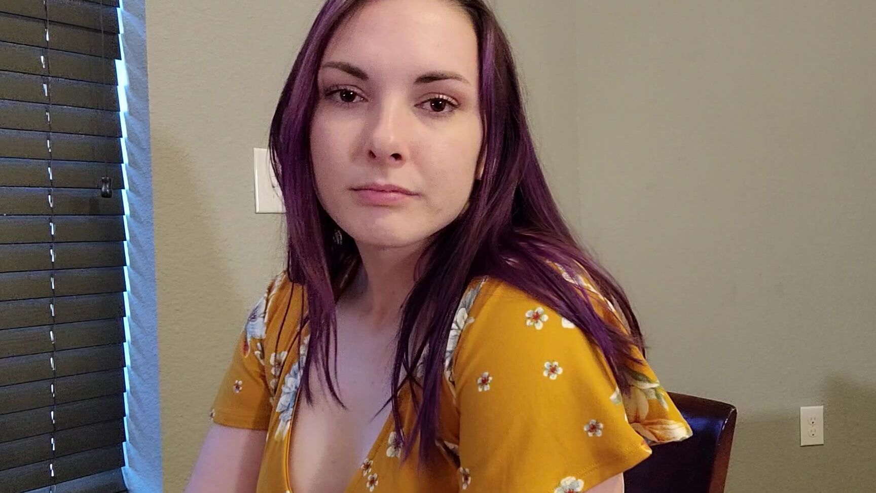 "Miss Malorie Switch" black friday, cheating wife, cuckolding, embarrassment, pussy eating a thanksgiving turcucken Manyvids