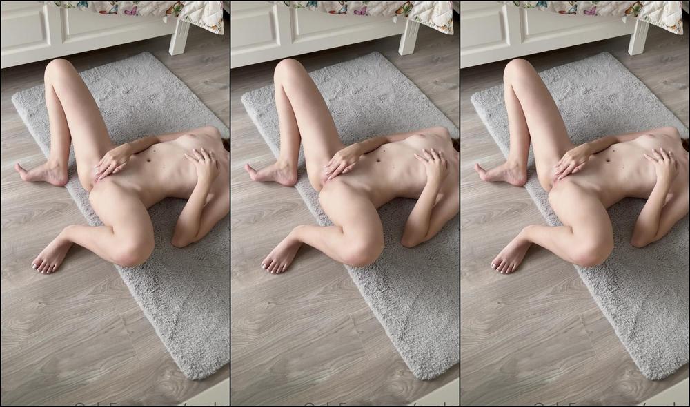 Axelcor Does My Pussy Deserve To Be Licked