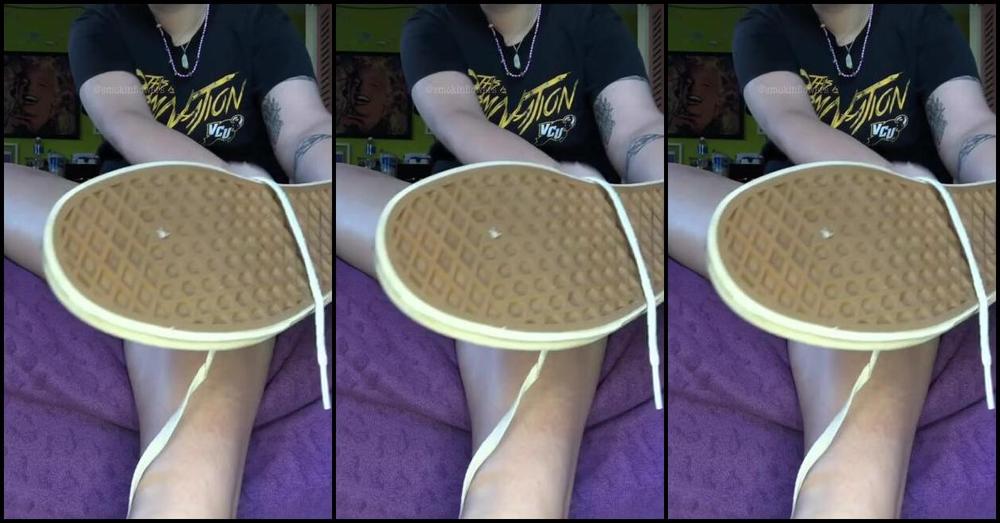 Goddess Flower Nicknamed Smokinflowers Foot Fetish 11 18 2023 Onlyfans Video Removing My Sweaty Socks And Shoes After A Leg And Booty Day