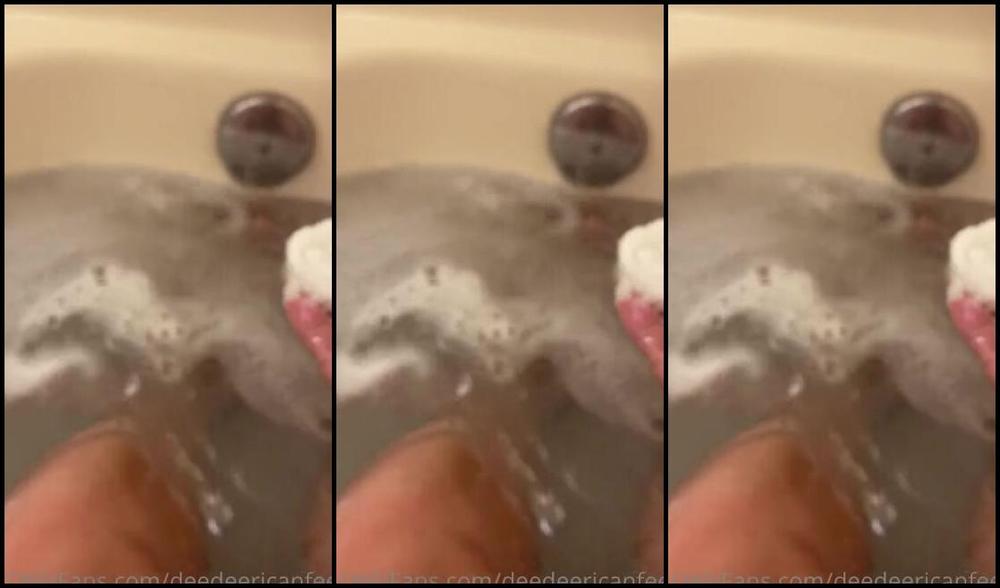 Deedeericanfeet Onlyfans As Requested In Tub Wit Bubbles Which Didn T Last Long Lol And Added Bath Bombs And Old Pedi
