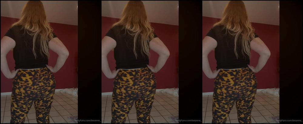 Leeanne I Cant Make That Ass Clap But I Can Make My Titties Clap Corny Morning Strip Down Min