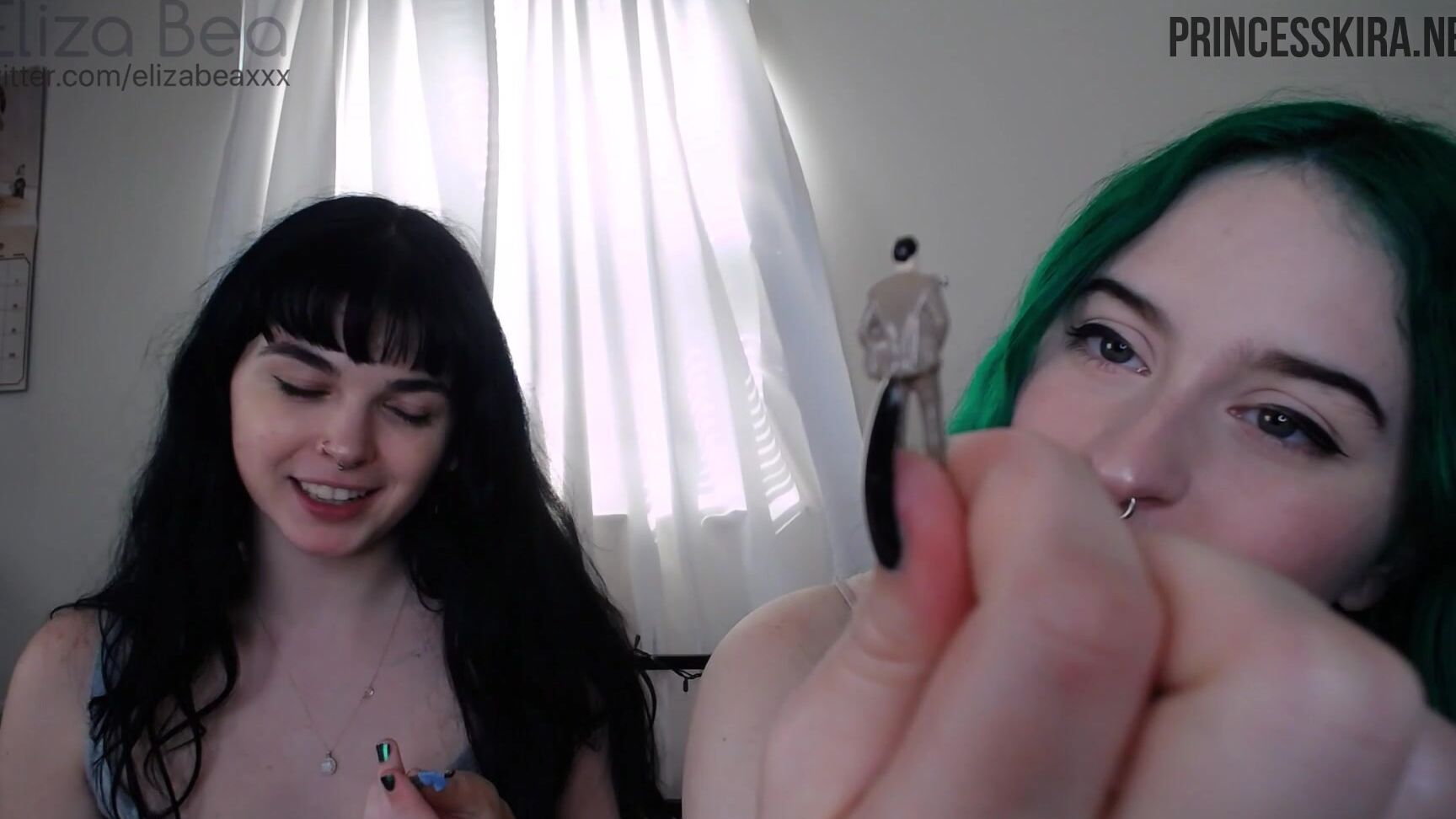 Prlncessklra Hot Girls Eat The Rich