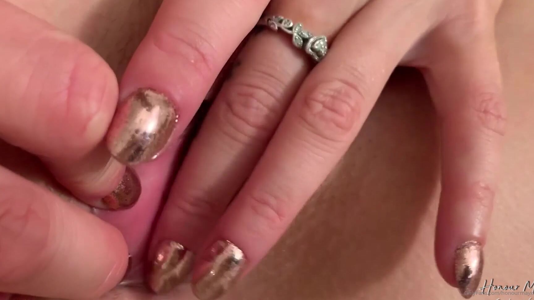 Honourmayx Here Is A Sexy Little Custom Video That I Made Especially For One Of My Fans Wasn T It Ni